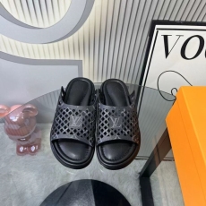 Louis Vuitton Slippers